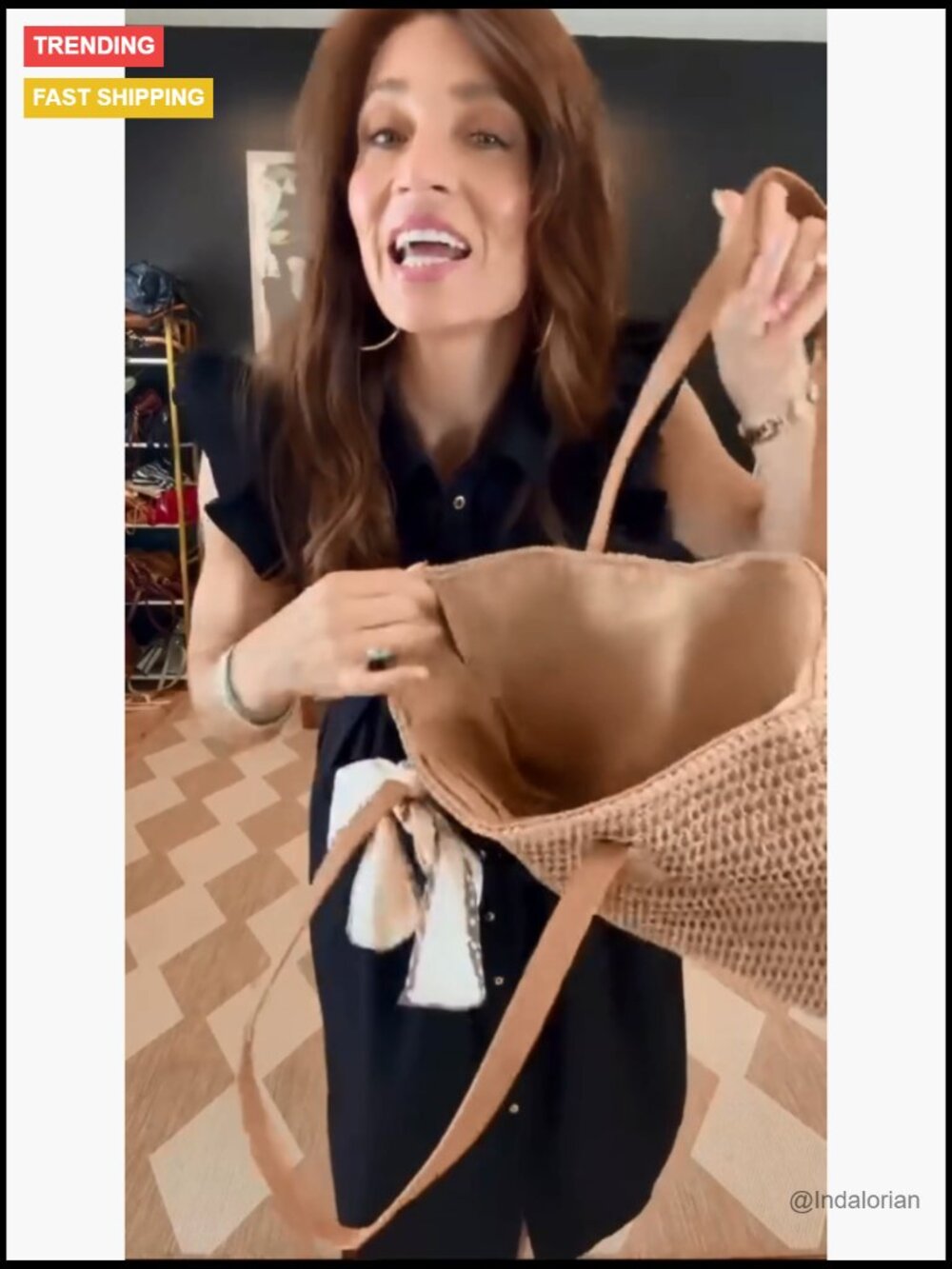 Large Handwoven Straw Tote Beach Bag with Zipper Pocket - Picture 7 of 7
